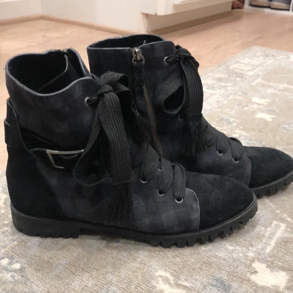 Splendid, size 10 boots with side zipper. Muted Blue and black checkered. - Picture 3 of 6